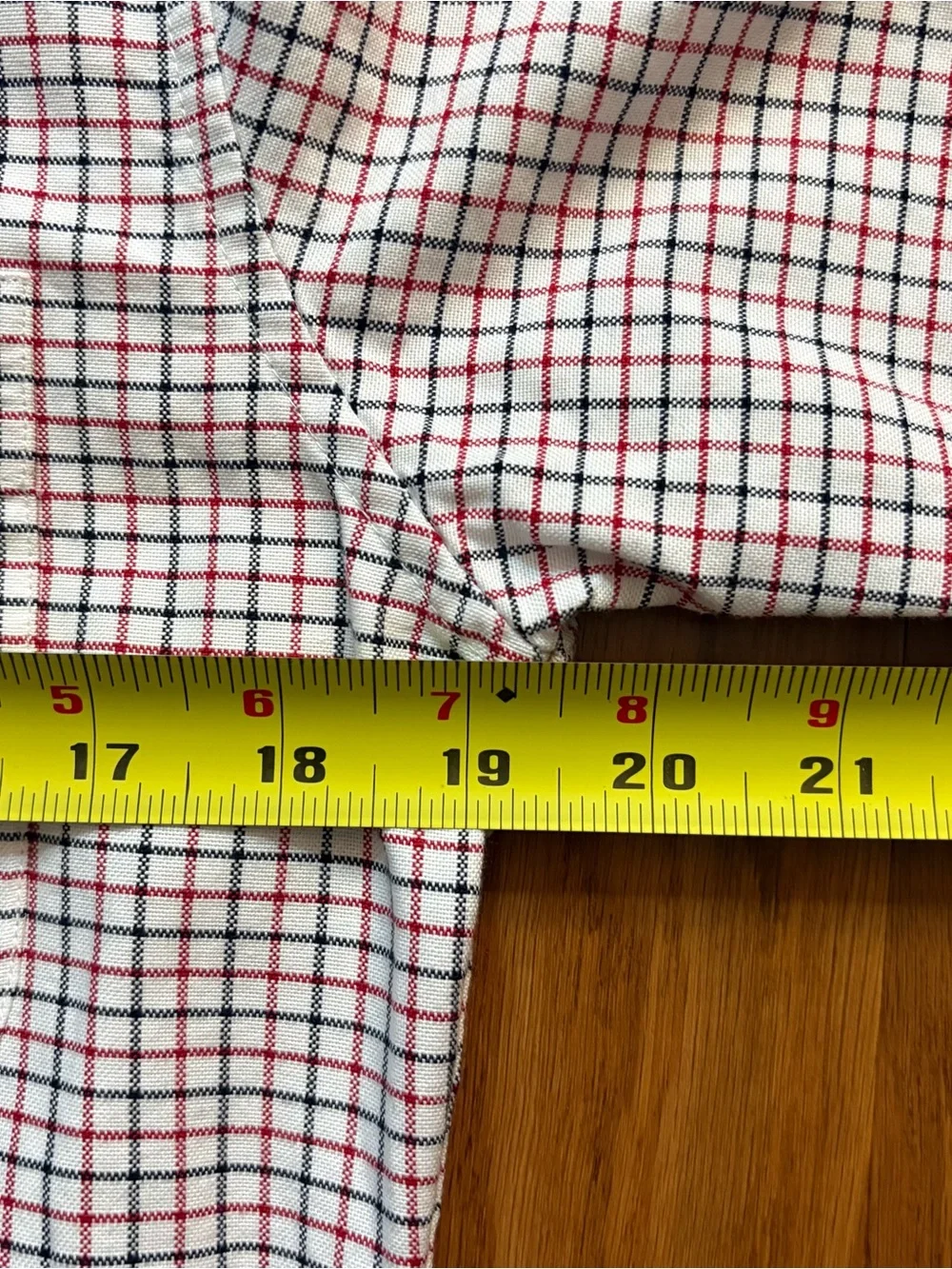 J Crew Shirt Red Black Stripes Button Up Long Sleeve Mens Small Slim Fit Casual
